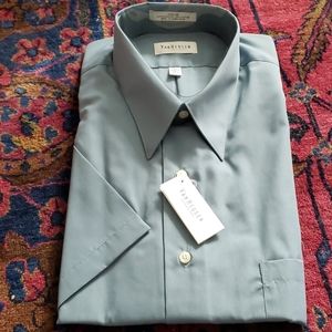 Van Heusen half sleeved shirt